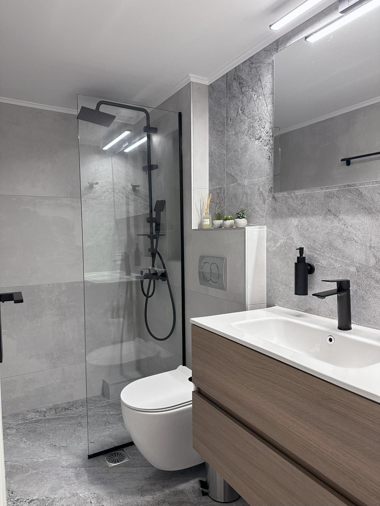 Less Is More Apartment Превеза Екстериор снимка